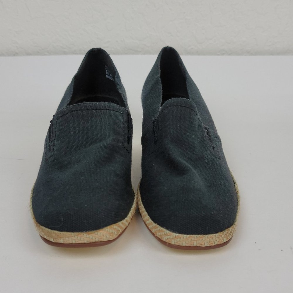 Andre East by Andre Assous Vintage Leather Sole Black Esperdilles Size 7